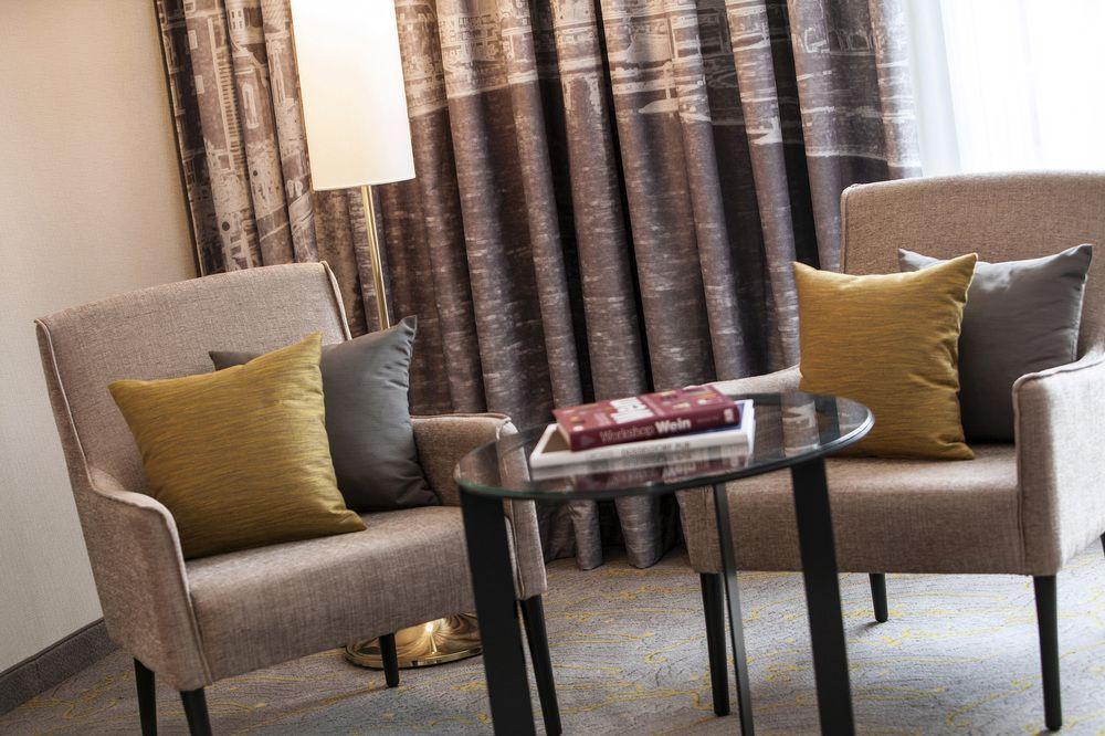 Renaissance Duesseldorf Hotel المظهر الخارجي الصورة