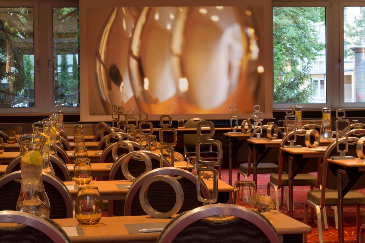 Renaissance Duesseldorf Hotel المظهر الخارجي الصورة