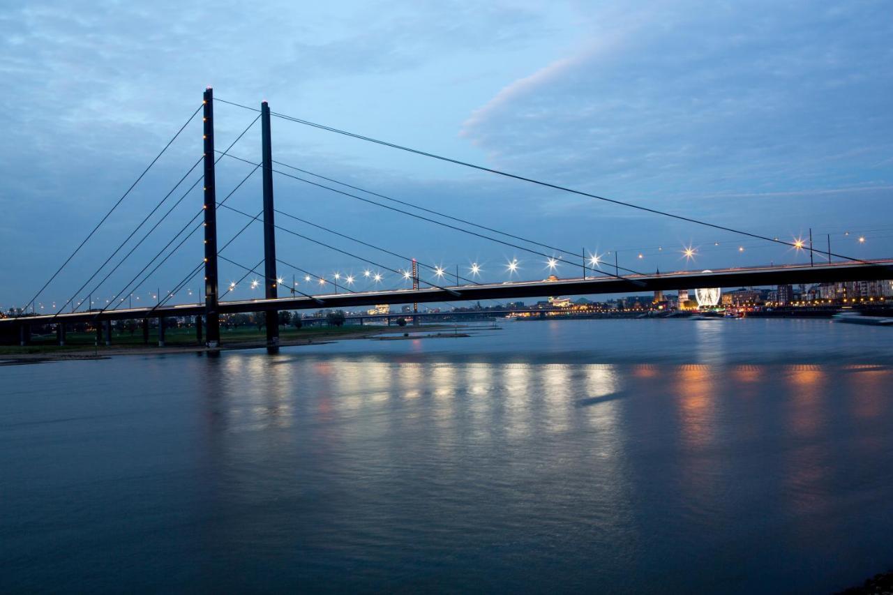 Renaissance Duesseldorf Hotel المظهر الخارجي الصورة