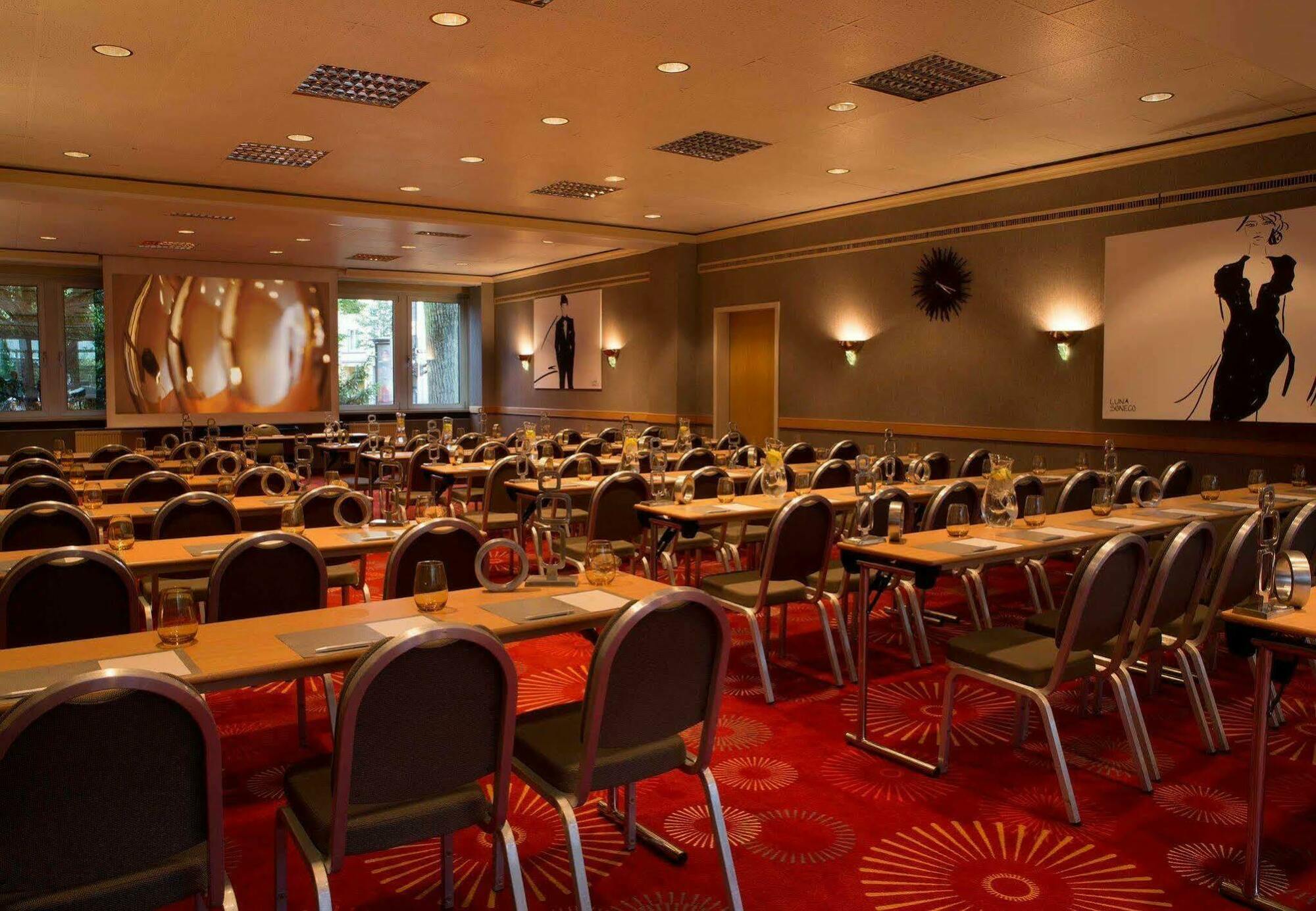 Renaissance Duesseldorf Hotel المظهر الخارجي الصورة